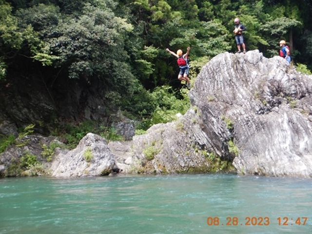 �r���₩��̃_�C�u�B������7M���炢�ł��Ȃ�X�������O�ł����B����3��A�q��������6��ȏ�_�C�u�B_�����t�e�B���O