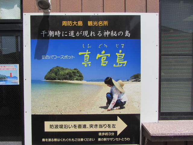 CCꃉC_[̐^{yGWF[hz̓eʐ^4