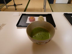 CoLfuI̓{̌ ansւ̓eʐ^1