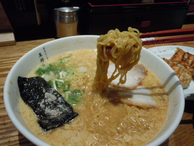 �ʎq�Ƃ����[�����@���������܂�(^^��_�ݒ���