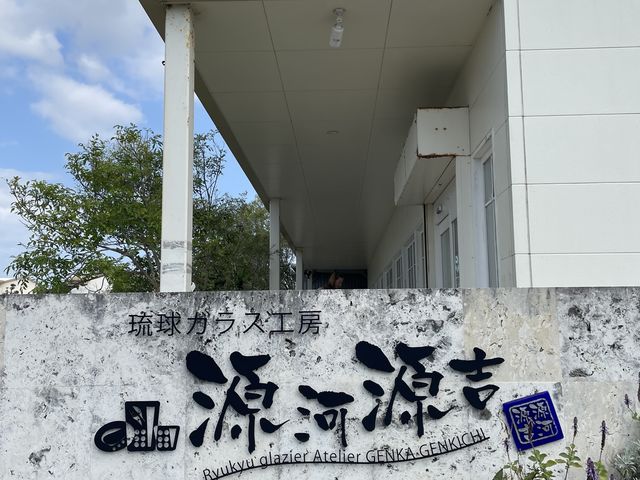 ���ʓ����_���͌��g�����K���X�H�[