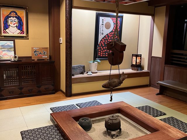 ���ւ����̕����F�[_��q����