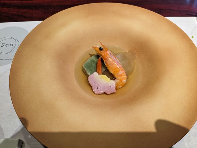 �H_�A�[�g�z�e�����c