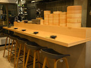 ݂Dining Bar w̓eʐ^2