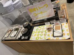 ���낷������̃z�e���E�B���O�C���^�[�i�V���i�����s�l���G�ۂւ̓��e�ʐ^1