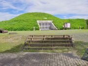 �܂������̉��ˌÕ��̓��e�ʐ^1