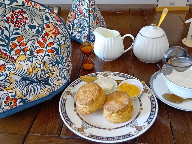 �X�R�[���Z�b�g_���َs���C�M���X�̎���