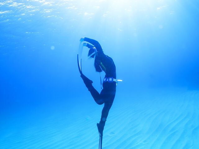 ���C�Z���X�u�K�̗����ɁA���n�X�L���_�C�r���O�����肢�����ۂ̂��C�ɓ���̈ꖇ�ł��B_Lilo Miyakojima