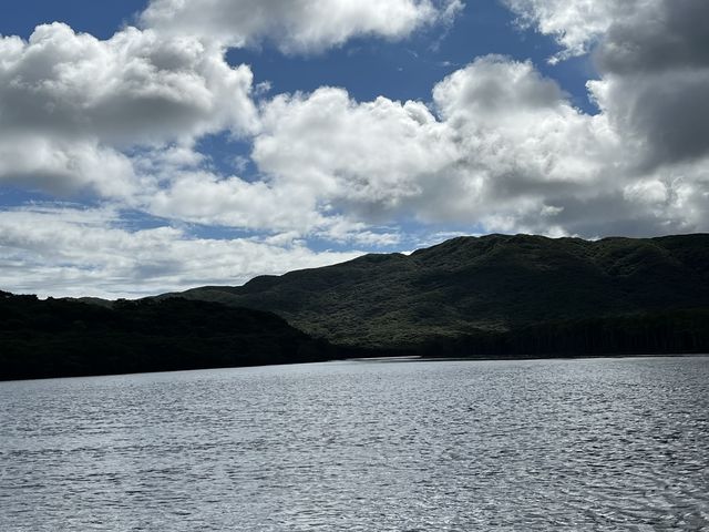 ���Ԑ�}���O���[�u�N���[�Y_���d�R�ό��t�F���[