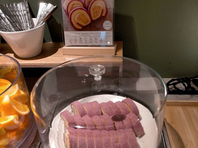 ���܂������[���P�[�L_���t��{by�x�b�Z���z�e���Y