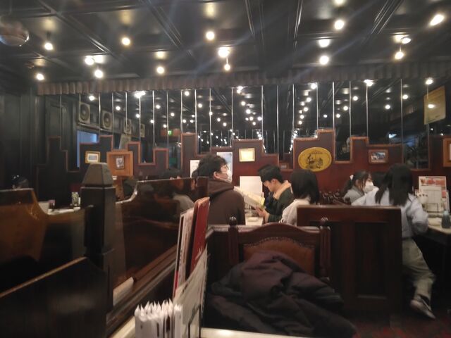 �Ⴂ�l�B�͂��тƏē�������ӂ��H�ׂĂ��܂����B�Ⴂ���Ă����ł��ˁB_���a���@�{�X