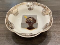 mai����̐V���l�O���C�X�z�e���ւ̓��e�ʐ^1