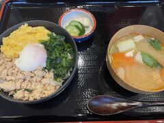 �z�e���O���[�o���r���[�V�� DINING EDIT ECHIGO�̎ʐ^1