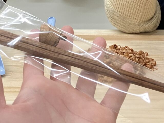 ������͐؋����ꏏ�Ɏ����A���č�����y���߂܂����I_Chopsticks Studio Ginza