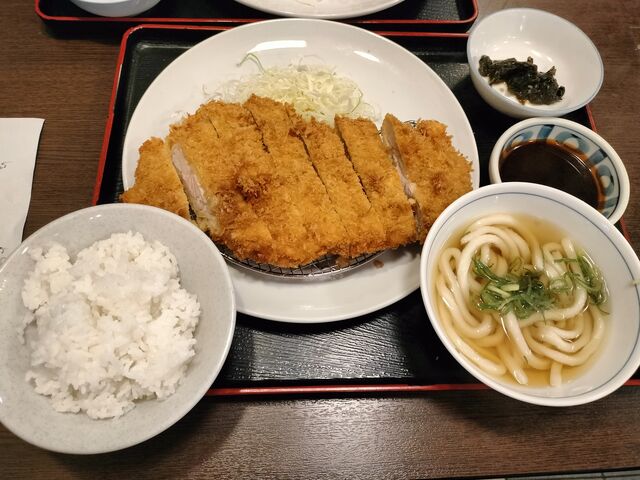 Otama����̎O�͉��̓��e�ʐ^3