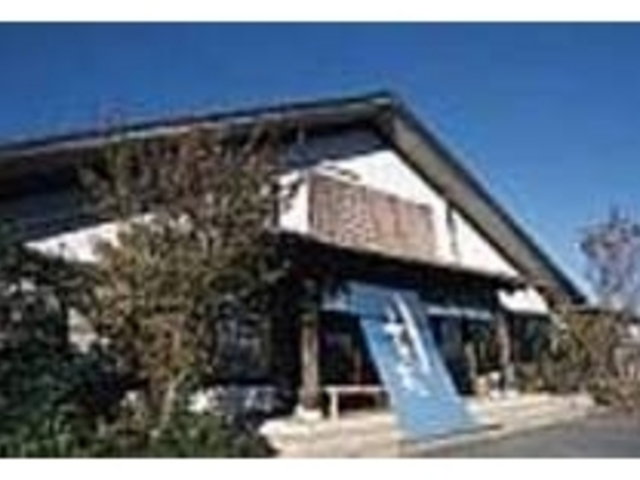 �����ǂɐn�̒g�����f���鏃���{���̊O��_���R�������@����