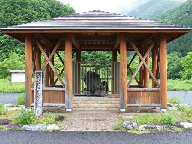 ���� �W�����I�̉��ΌQ�n