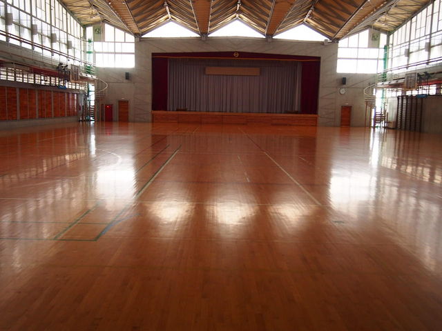 ��钬�̈��