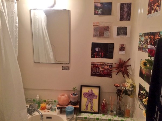 �~�j�M�������[���̃g�C���ł��B�g�C���ɂ��F��ȃL�����h����d�|��������܂���B_���É�����̌����[�N�V���b�v�����@candle shop cafe �o���R�L�����h��