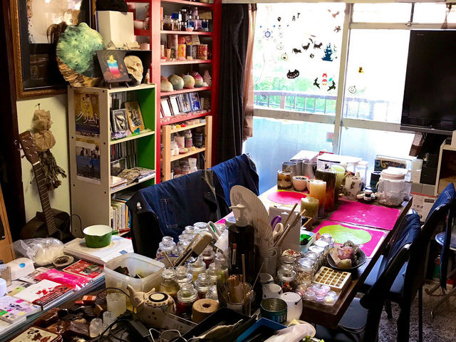 �N�����g�A�S�b�z�A���h����}�O���b�h�Ȃǂ̊G���V�i�C�s�̍�Ƃ̃A�[�g�������Ă���܂��B��Ƃ���͂����������������B�t���C���[�Ȃǒu�����Ē����܂��B_���É�����̌����[�N�V���b�v�����@candle shop cafe �o���R�L�����h��