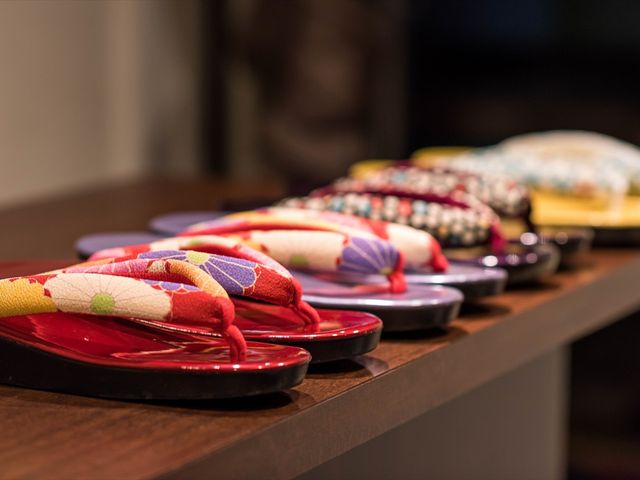 ���s�����̃����^����