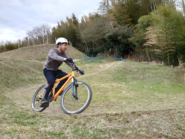 �R�[�i�����O�X�N�[����_LTB