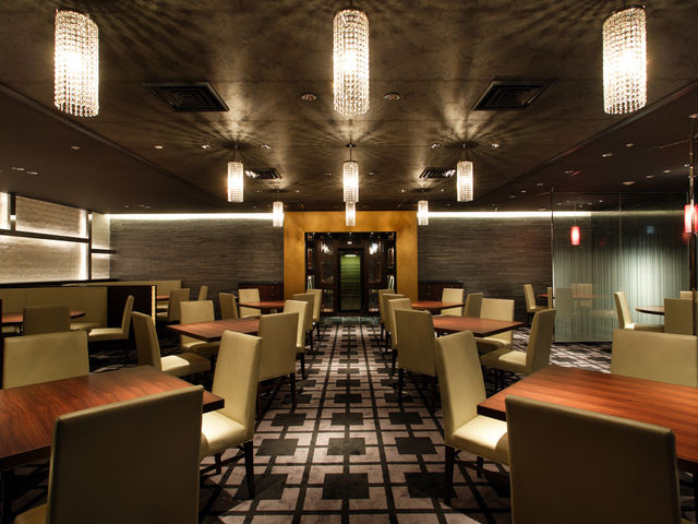 �ԗ��X���i1�j_ANA�N���E���v���U�z�e�����