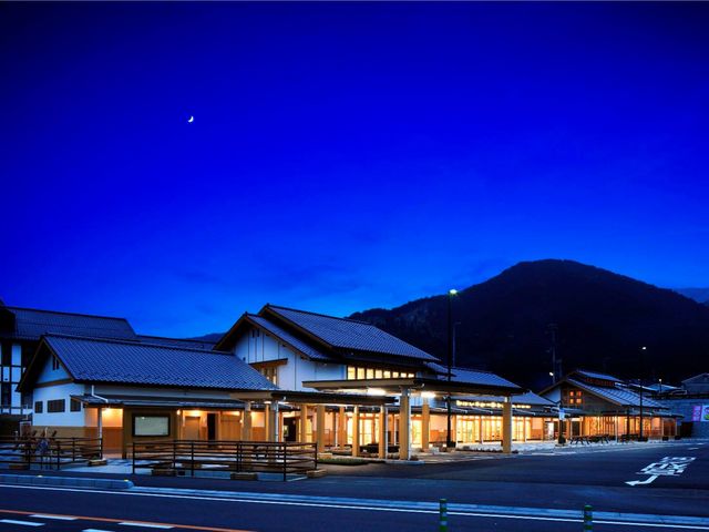 ���̉w �V��̋����񂳂�