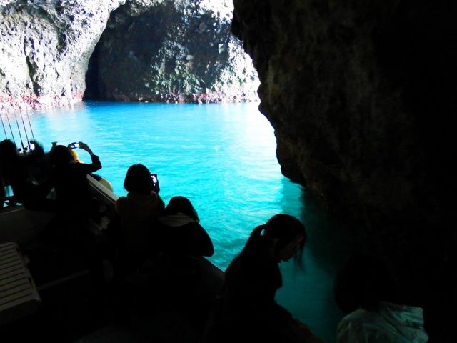 元祖！小樽青の洞窟クルーズボートは見学撮影に理想的なボートです！_小樽青の洞窟クルーズ