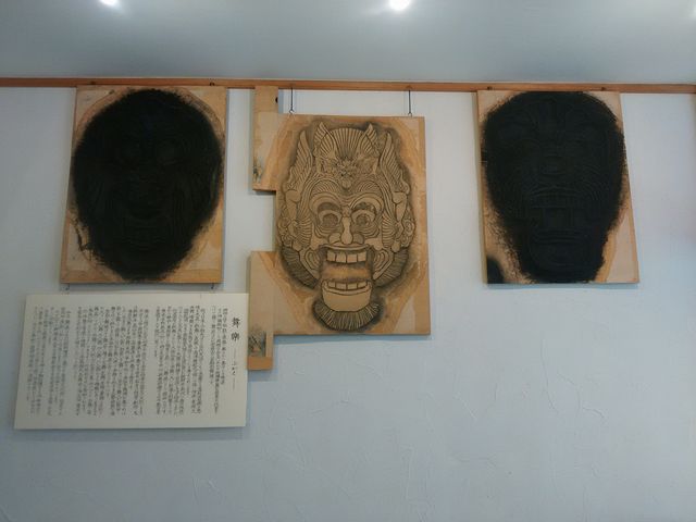 �J�~���m�H�[ �ɐ�������