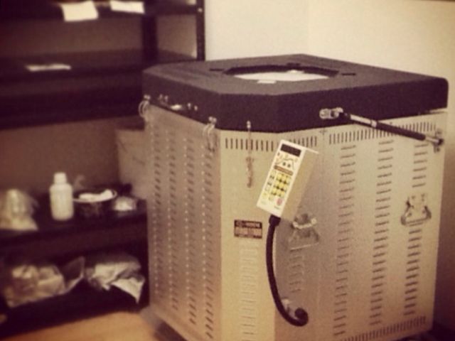 �ŐV�^�̗q�ŏĐ��������܂��B_���|�����@ceramic studio QUM