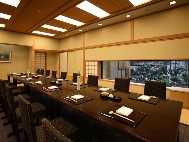 ���C���[�W_�z�e�������g�� ���E�X�[�����