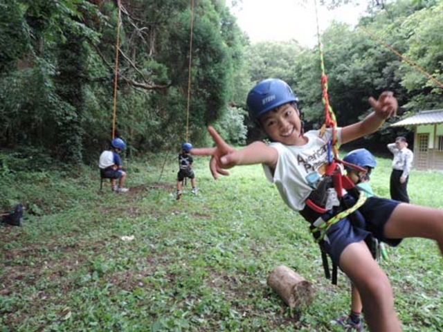 �����ƈႤ�i�F�̓s�[�X�I_NPO�@�l�@�G�R�~���[���Y�@�΂ƌΎ��R�w�Z