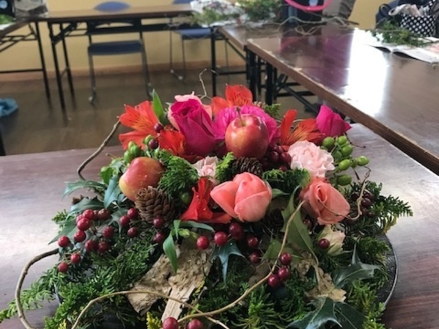 �Ƃ�����̃f�U�C���@�����̔����������č��؂ɂȂ�܂����B_�t���[�i������