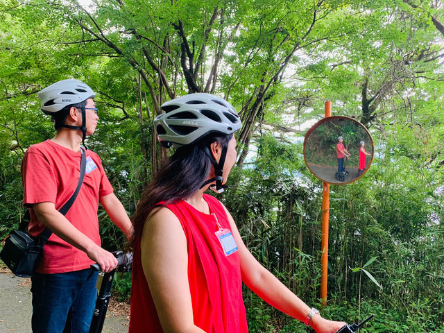 �������s�Ȃ�ł́H�J�[�u�~���[�ɂ̓Z�O�E�F�C�ɏ���Ă��鎩���̎p_�������m�΃Z�O�E�F�C�c�A�[