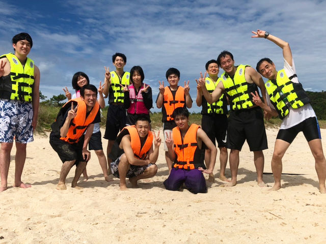 ��2�l����c�̗l�܂ŁB
�ЂƉĂ̎v���o�����܂��B_���}���[�i