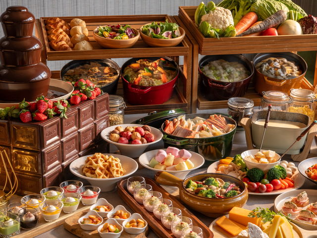 NARITA BOLD�@KITCHEN2024�N1��12���`�u�~�̂Ƃ낯����������r���b�t�F�v�C���[�W_�A�[�g�z�e�����c