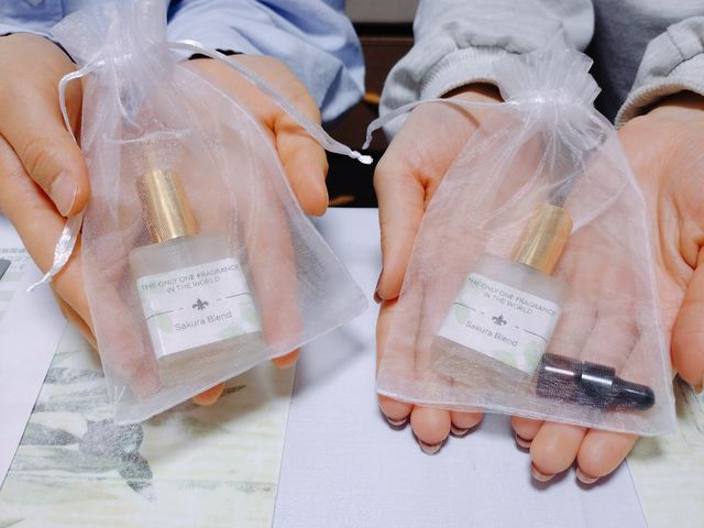 �A���}�Ǝ��肹�����񋳎�RoomSealiah