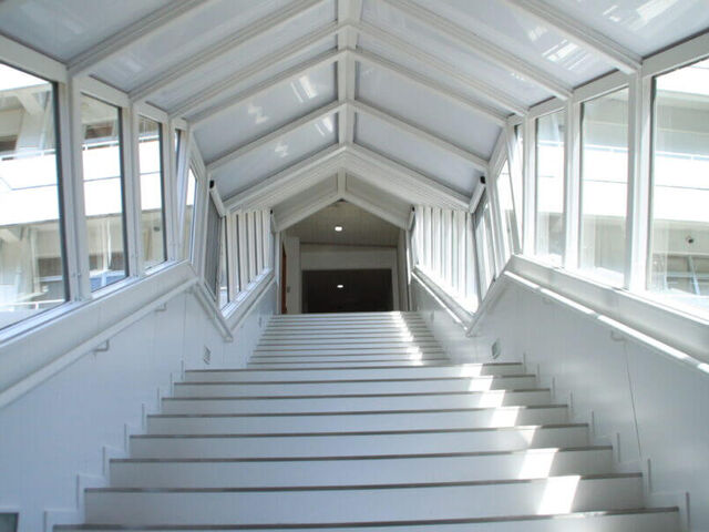 ��Ӎs�v�L�O�@�z��ȗL���Ñq�ɔ��p�فmSoKo�n�̎ʐ^1