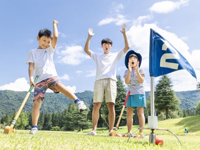 �y���q�X�m�[���]�[�g�z�O���[���V�[�Y��