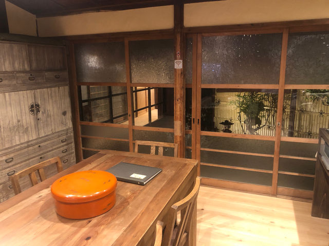 ���r���O_�������� �H����