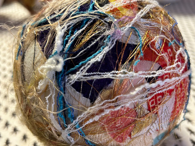 �̌��v�����̋ʂ�60�`80cm���I_Atelier House of Clay