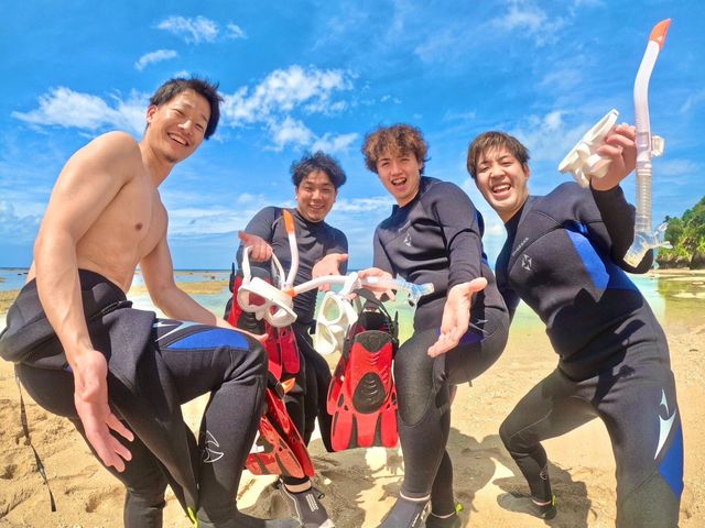 �}�����V���b�vHAPPY