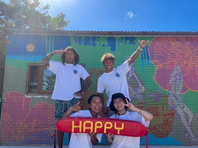 �}�����V���b�vHAPPY