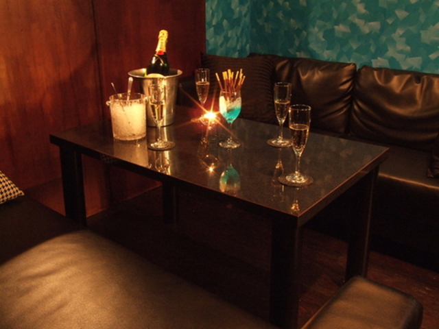 BAR BOYS BE o[{[CYr[ S֋̎ʐ^1