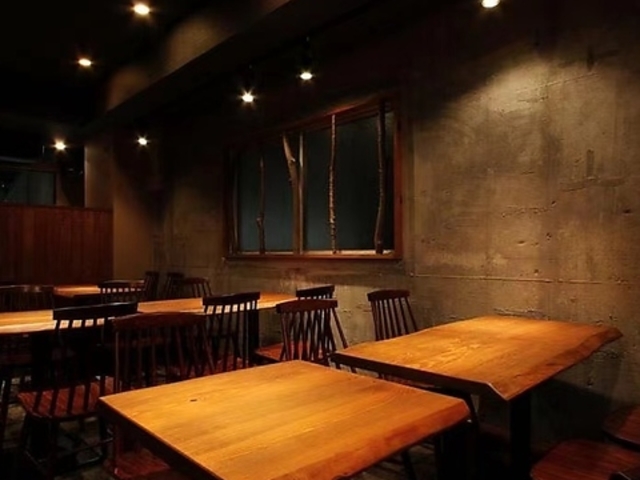 ���� SmokeDining �V�h�O���ړX�̎ʐ^1