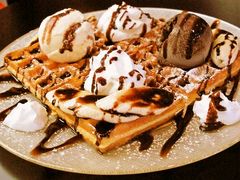 GARAGE CAFE DOTO̎ʐ^1