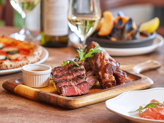 T@g[ NI SALVATORE CUOMO &BAR 痢̎ʐ^1