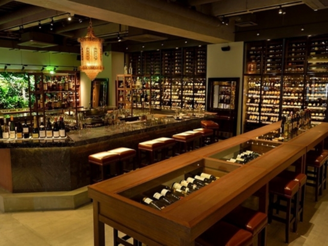 CnEX WINE HOUSE R̎ʐ^1