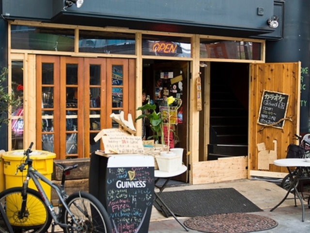 CafeRest'Cuzn Homeground �J�t�F���X�g�J�Y���z�[���O���E���h�̎ʐ^1